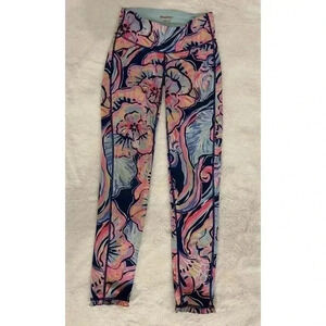 Lilly Pulitzer Luxletic Boho Bateau Nauti Navy ruffle trim legging XXS Pants